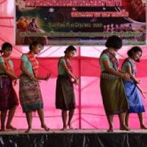 โครงการทวนเข็มนาฬิกาย้อนเวลาหาความหลัง